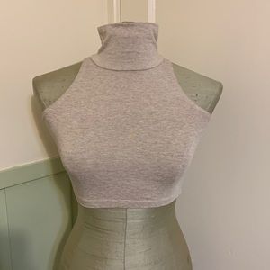 Super cropped cut sleeve turtleneck